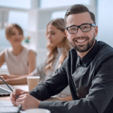 Group,Of,Business,People,Applauding,Standing,In,The,Office